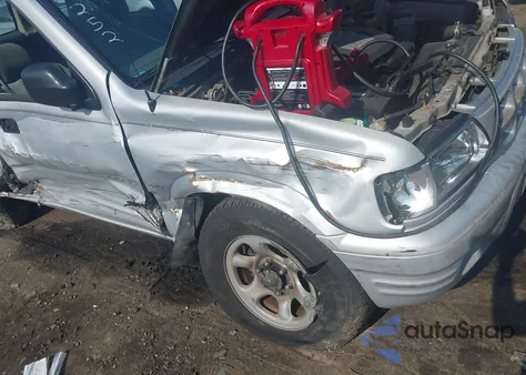 2000 Isuzu Rodeo Ls/Lse/S 3.2L z USA, uszkodzony, nr VIN 4S2CK58W1Y4319252